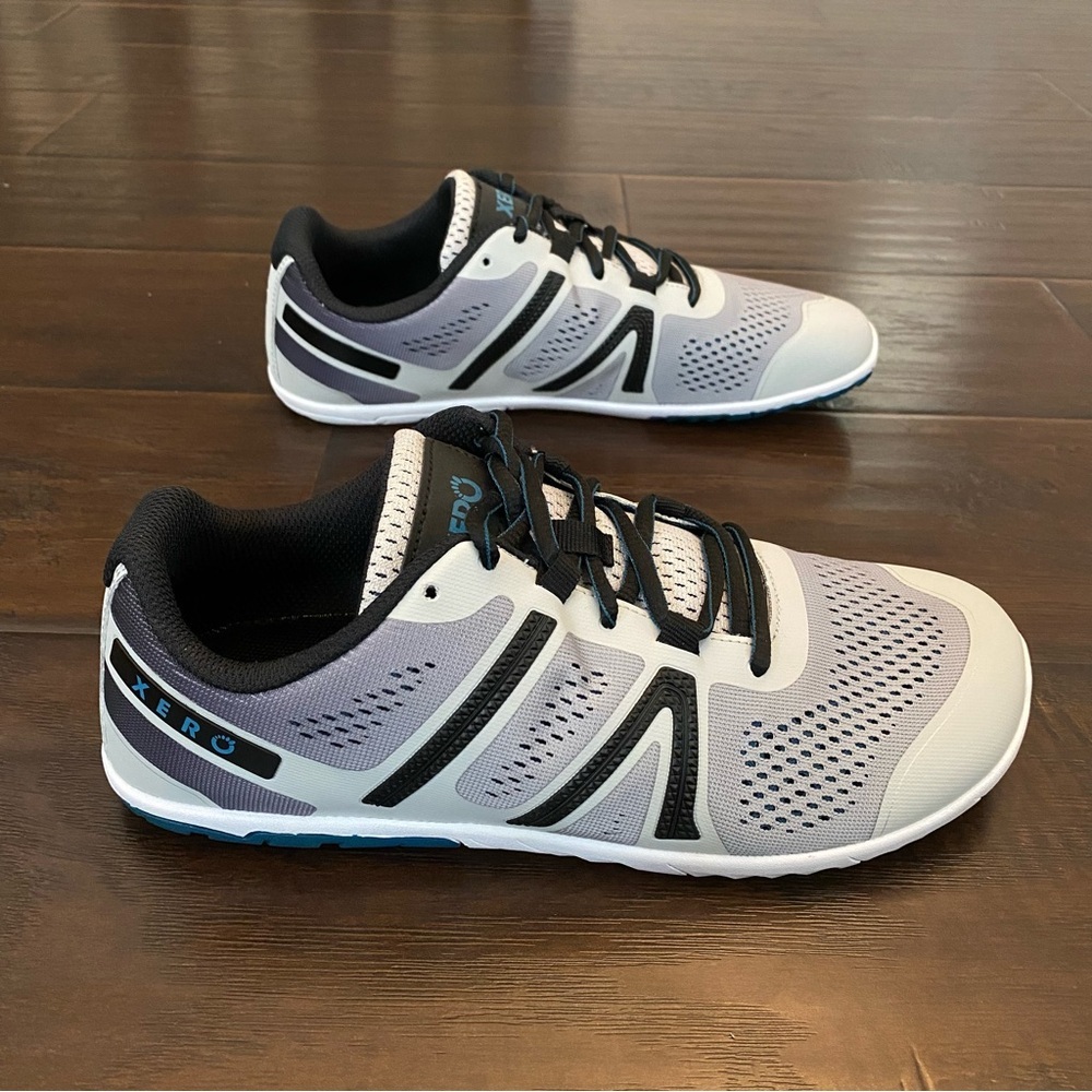New with box Xero lace up sneakers women’s size 10 barefoot style